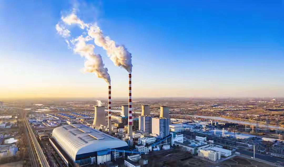 伊朗炸了两个铝厂，中国工厂反而笑了：这波躺赢谁也拦不住你发现没？中东一打