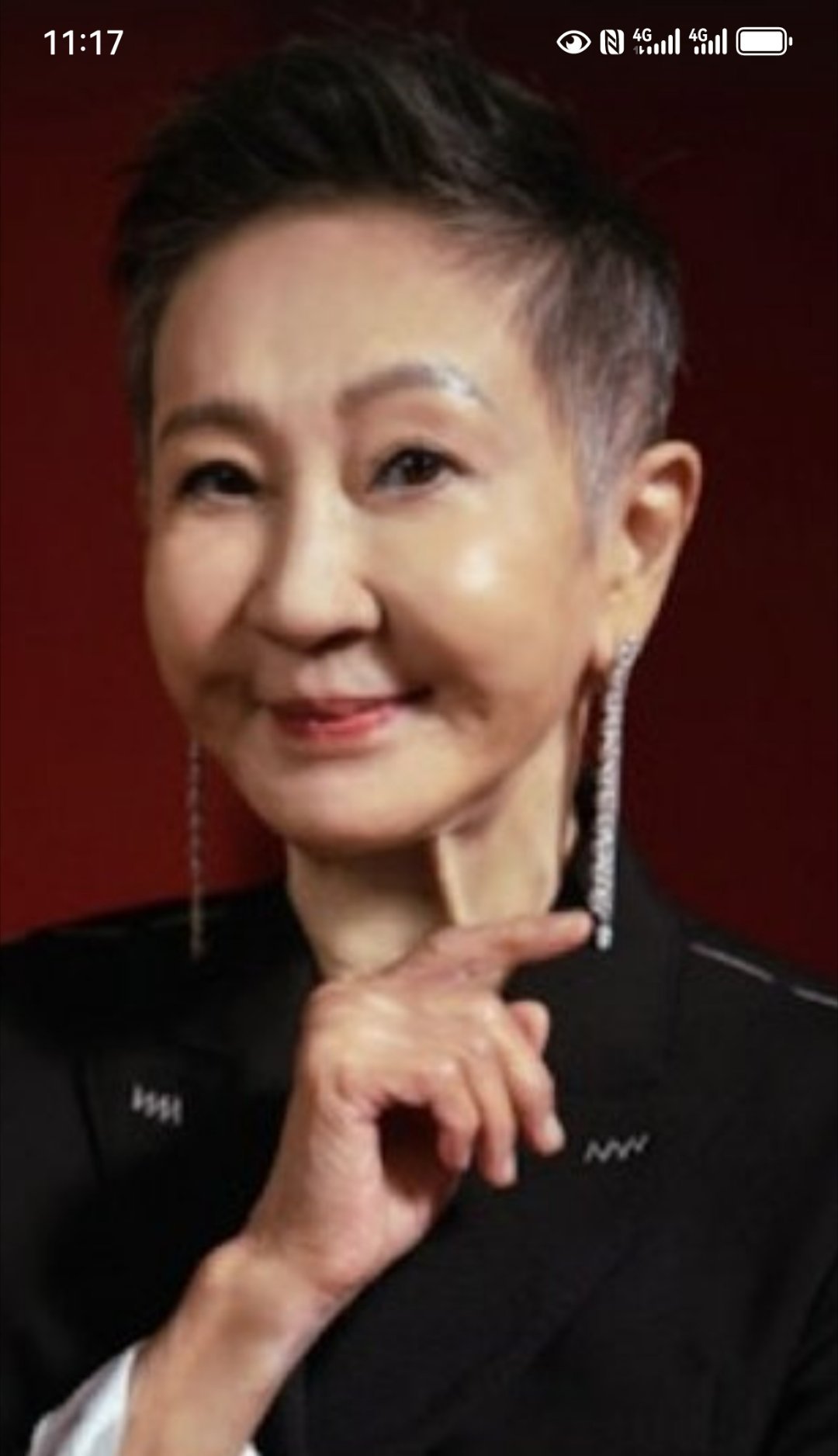 施南生去世走好不得不夸一句面相是真不错。耳朵大耳垂也大。鼻子气势真好，鼻梁顺直的