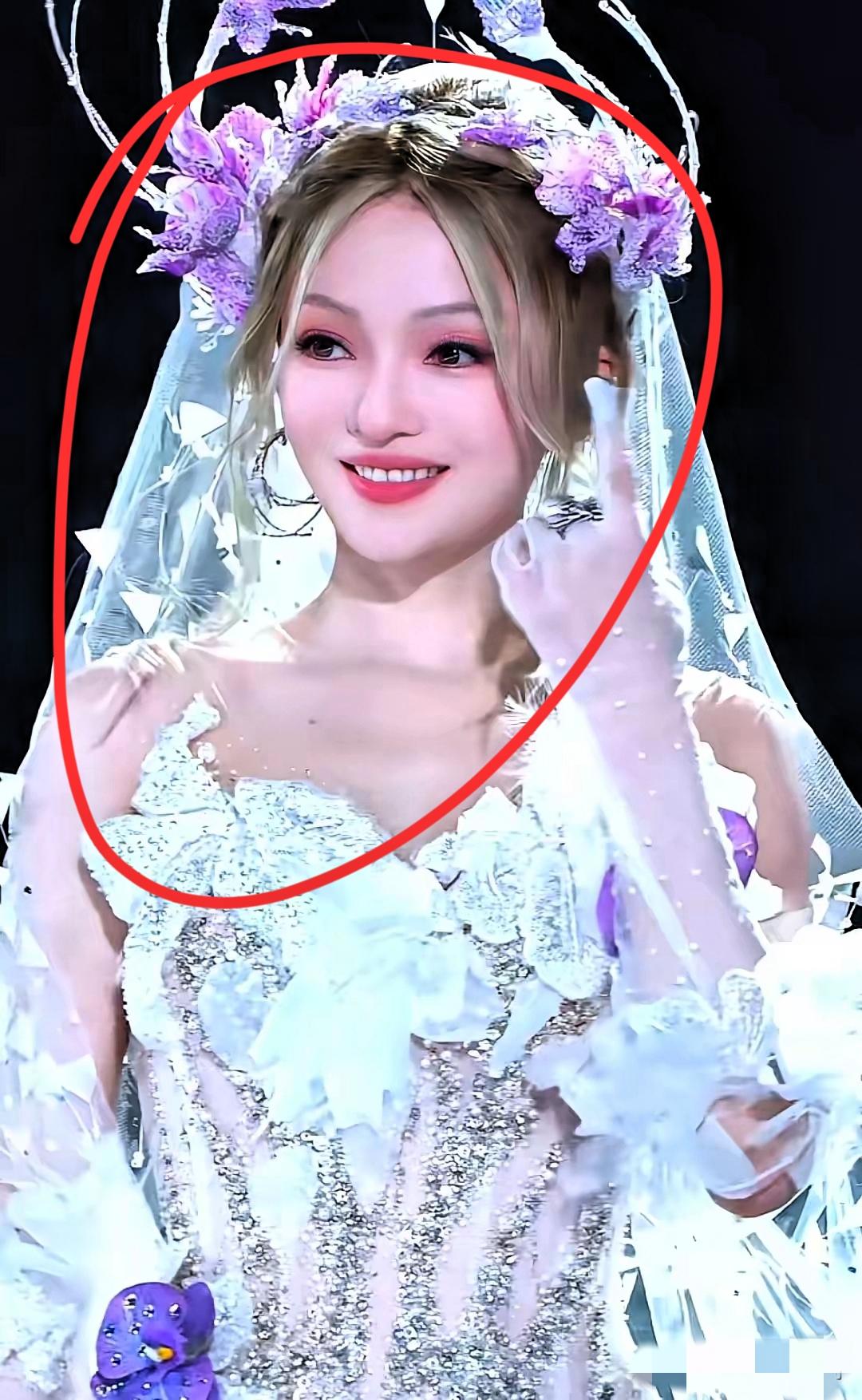 一夜之间喜欢张韶涵的都沉默了不是她出了什么问题，而是她已经43岁了，在赣