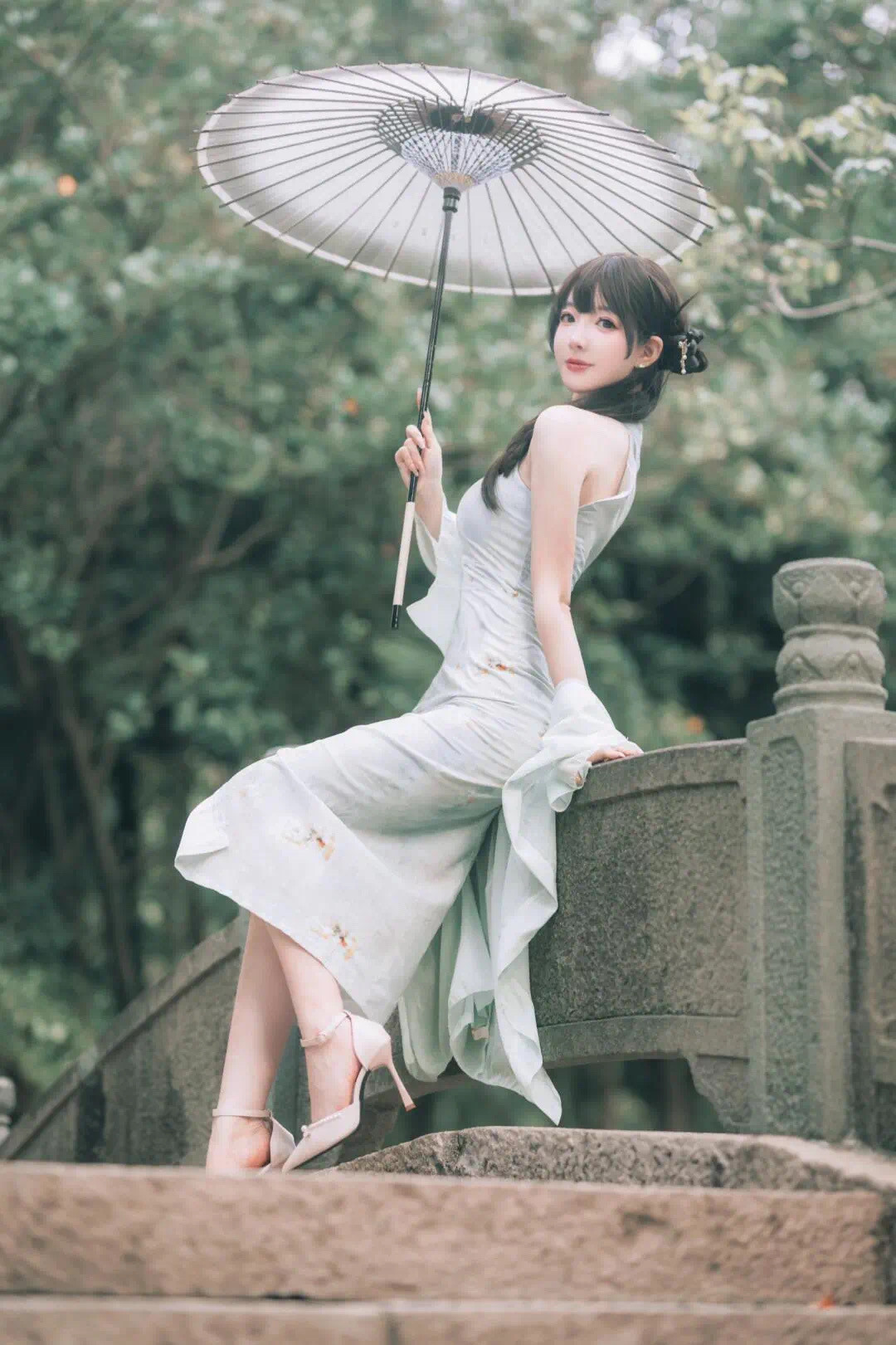 女友颜值拉满，你几点下班？