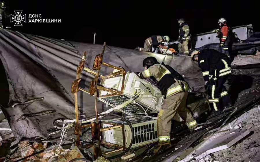 快报！快报！“炸！炸！炸！”当地时间2025年11月8日凌晨到11月9日，乌克