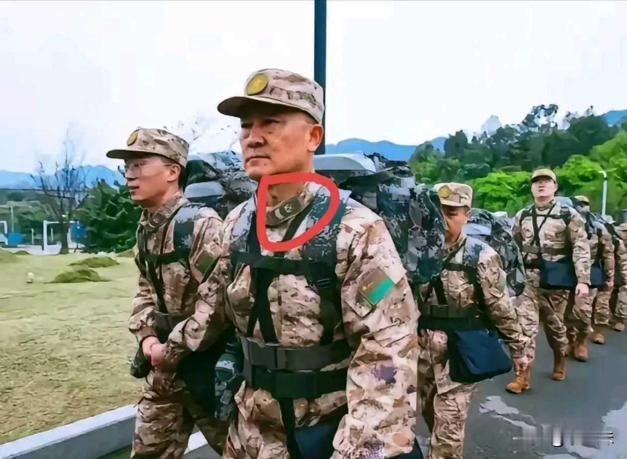 这样的老兵，在军营里是个宝贝吧