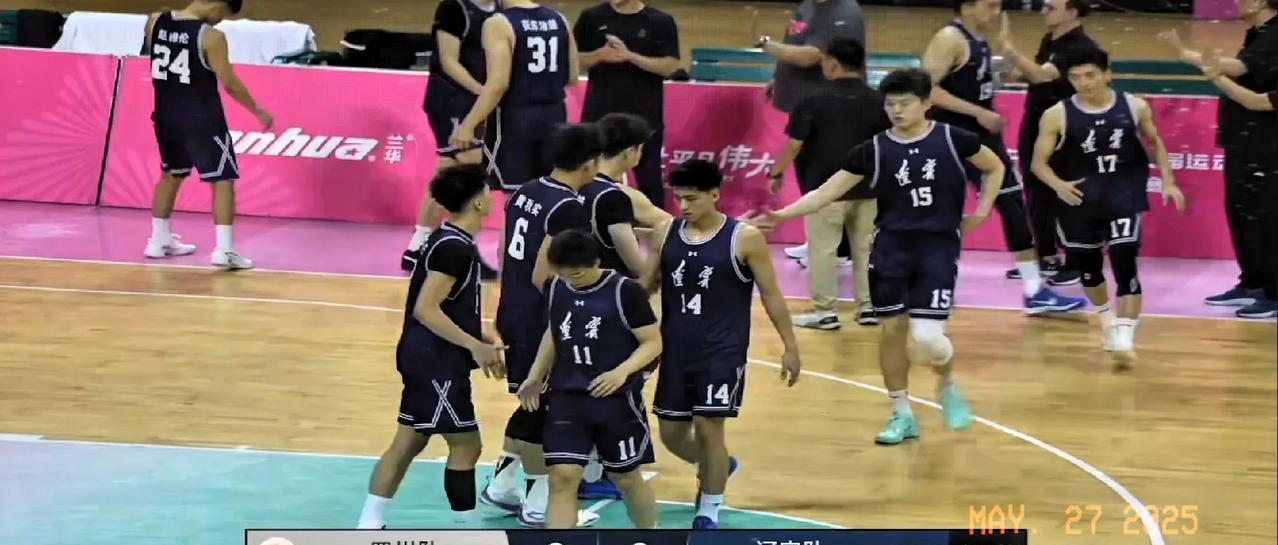 辽宁男篮必须拿下子赵维伦！给赵继伟当接班人，这是明智之举，我宁可让辽篮少签一个外