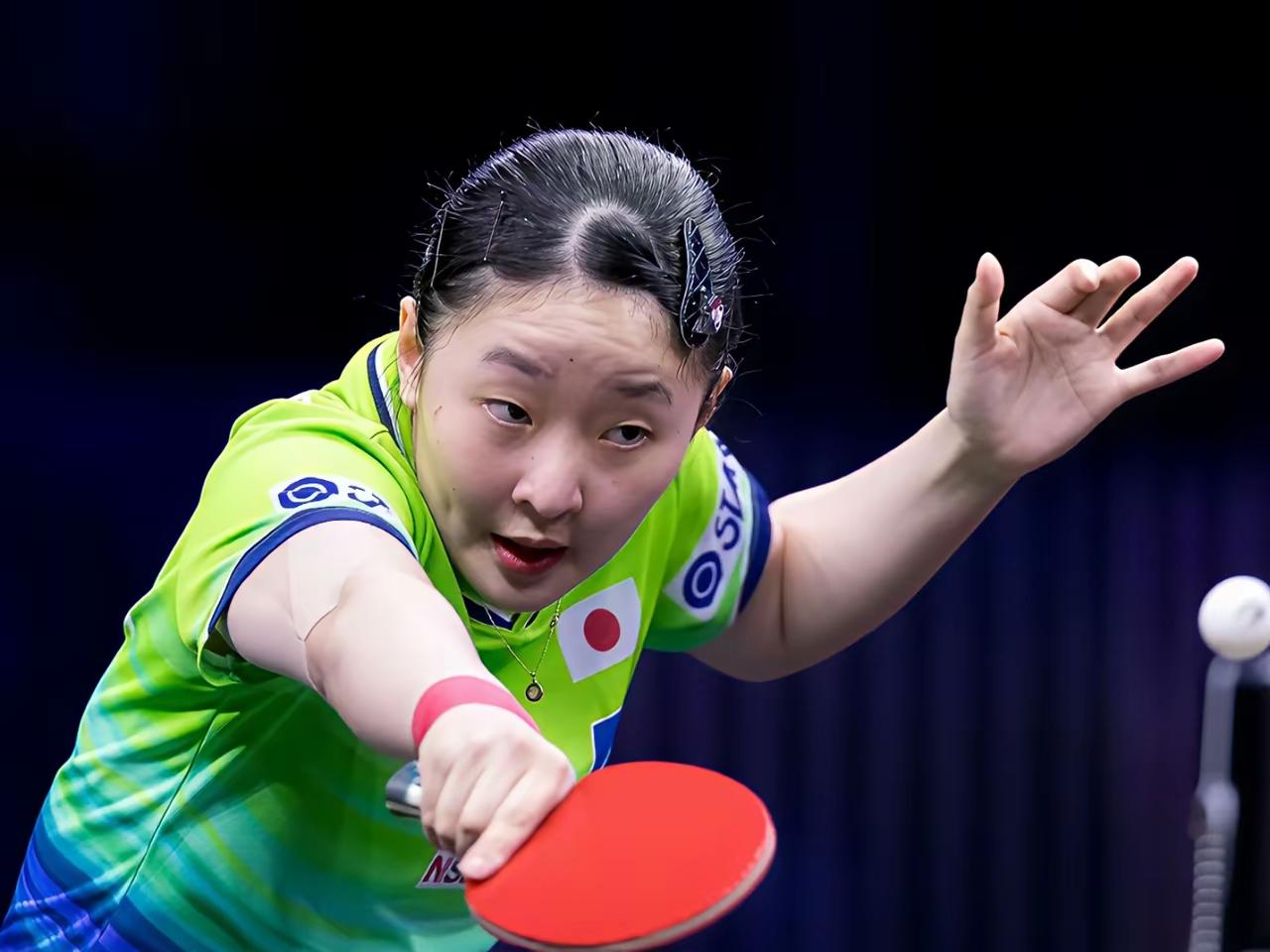 张本美和缺乏少女风韵！张本美和的发育越来越强壮了，体型显得有点肥硕，背有点微驼，