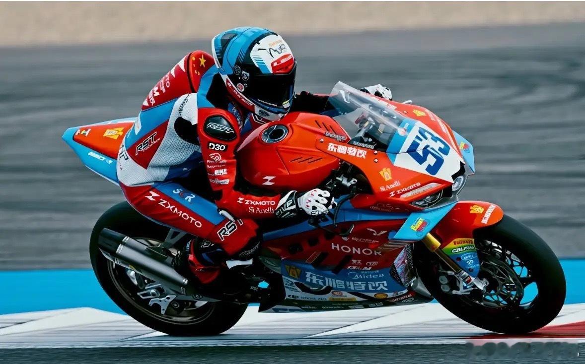 看到个通报，真挺讽刺的。以前WSBK这种顶级摩托赛事，亚太总部死死扎在新加坡，连