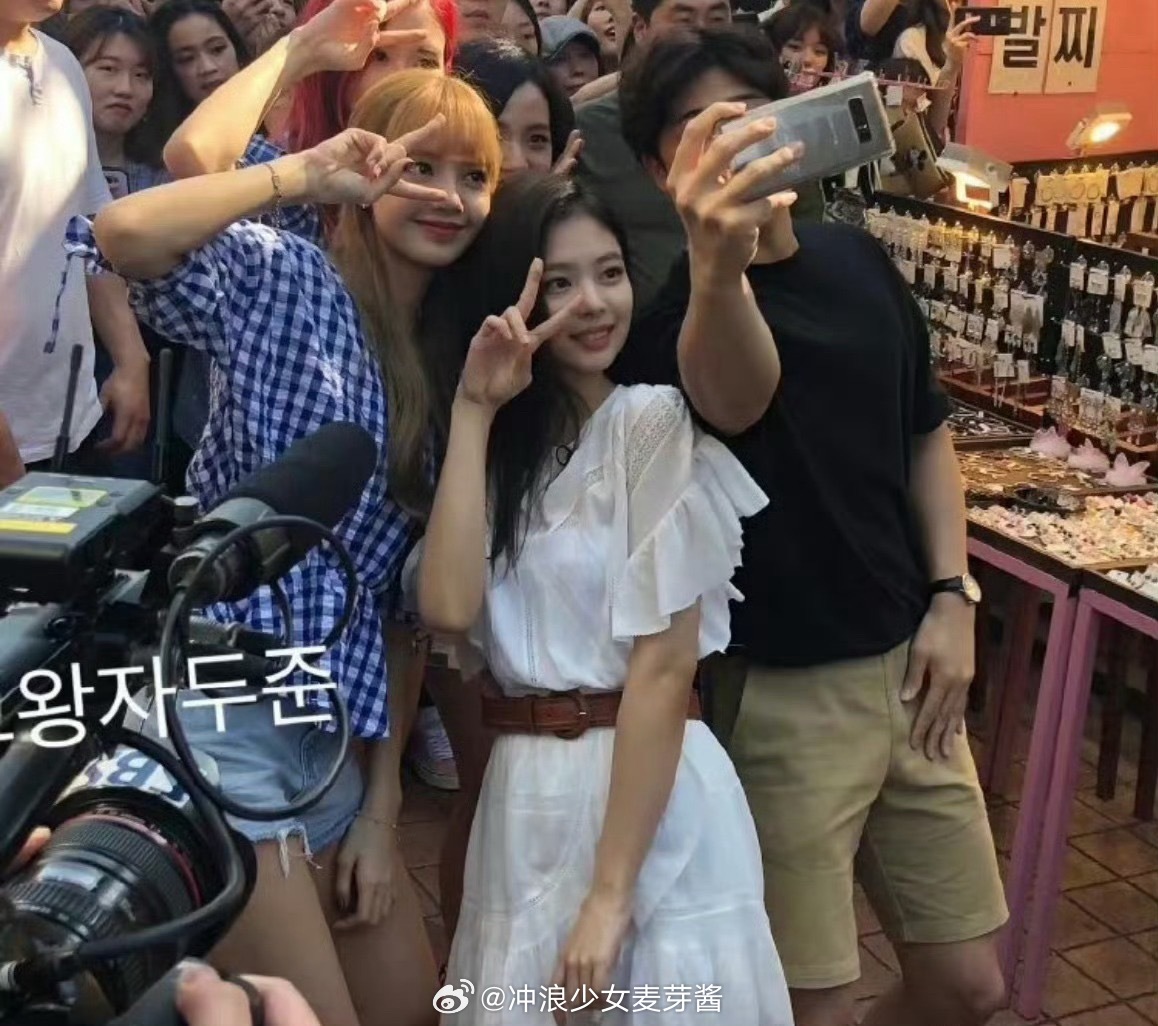 Jennie生图女王的称号绝对名副其实[爱心]​​​