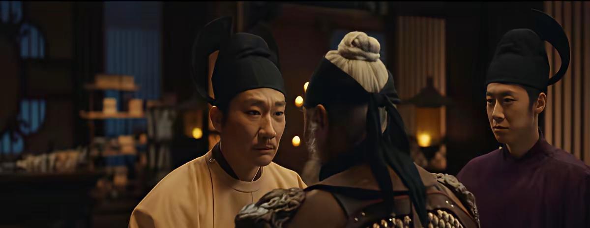 他给国君提了两次救命建议，一次稳住了朝堂，一次却把自己送上了黄泉路。国王钱弘佐