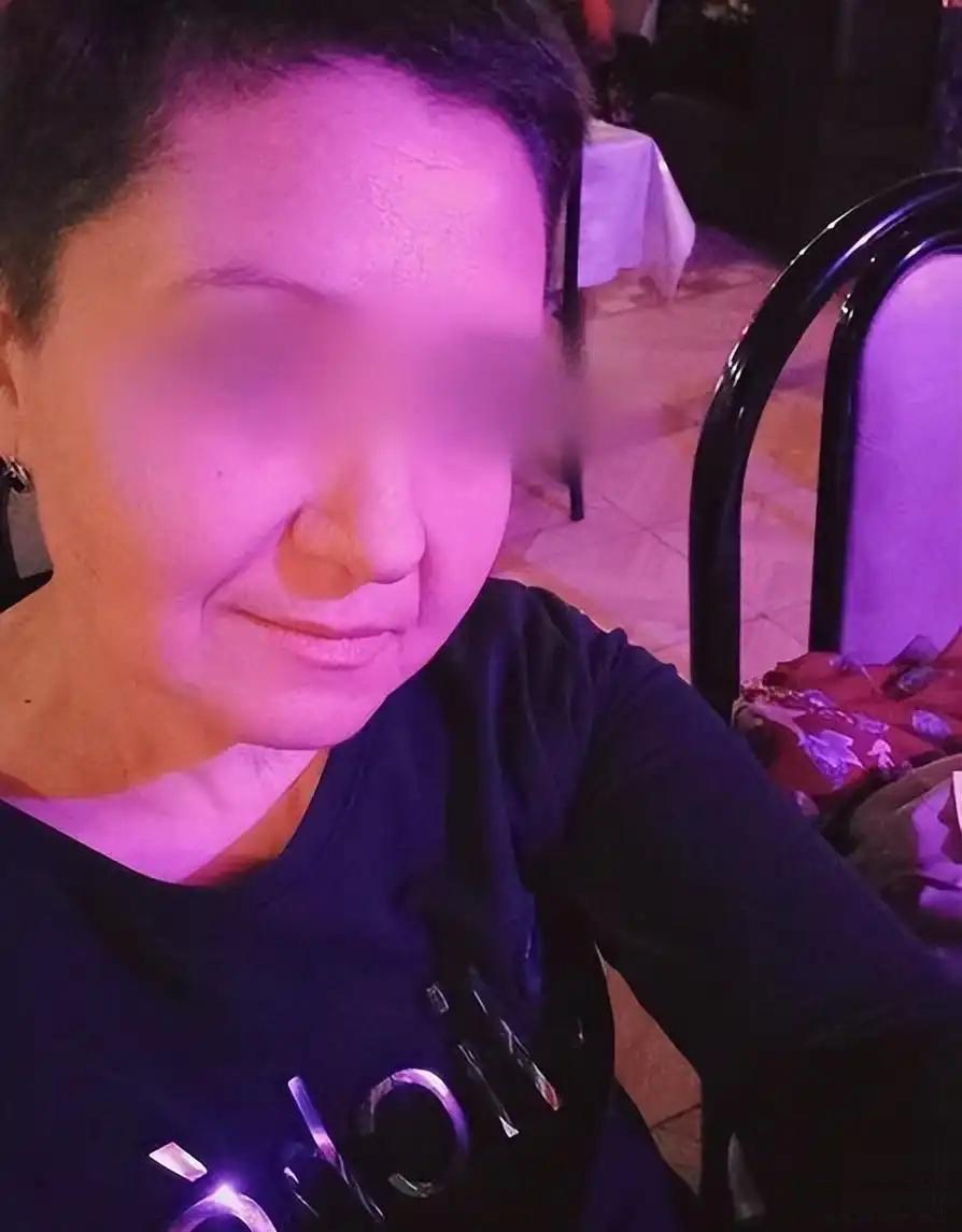 暗杀俄中将的刺客，一天逃跑3800公里，还是被特工抓住了，下飞机时已经站立不稳，