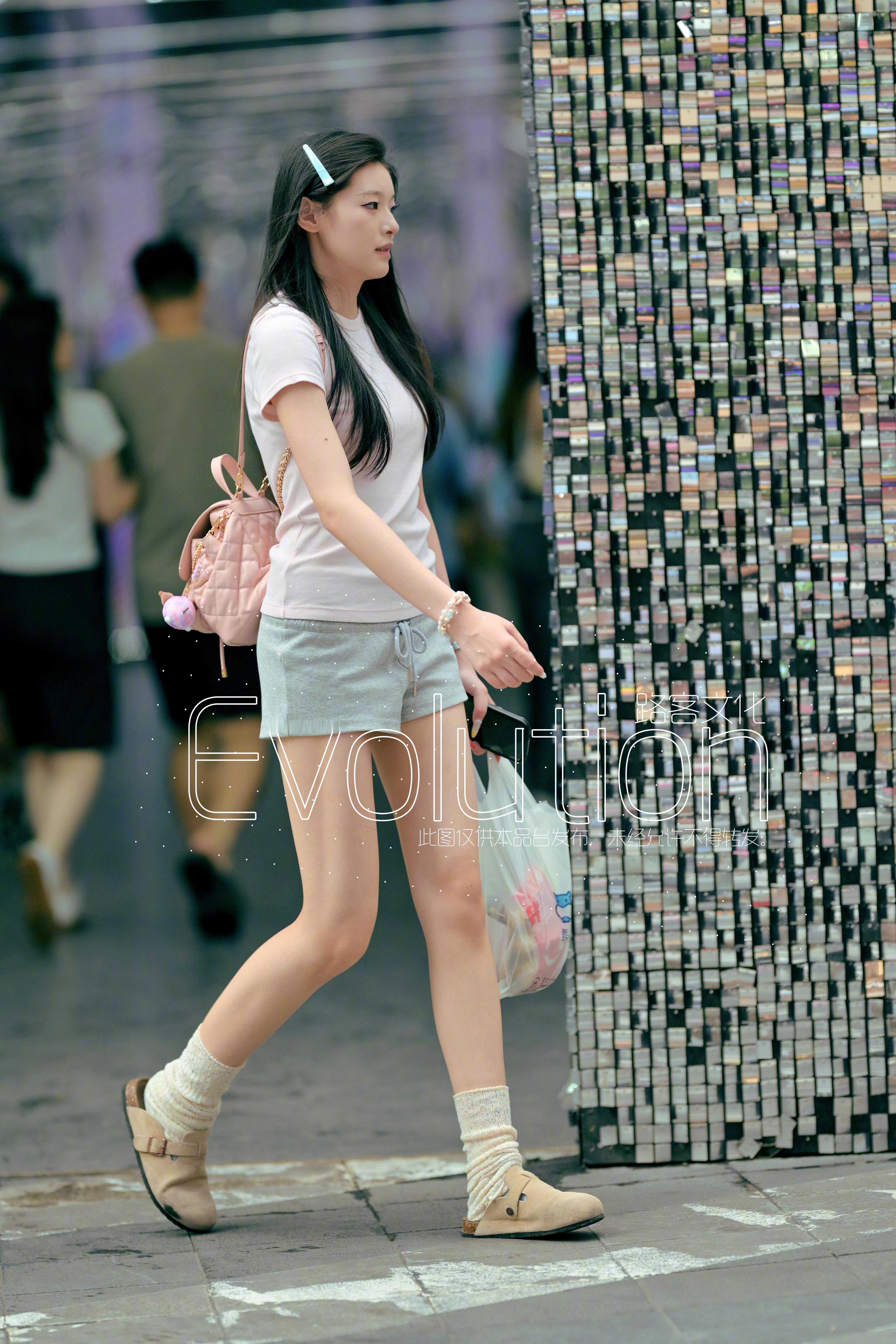 这张构图有点歪但是。。你们。。算了不解释​​​