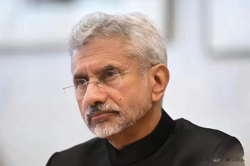 阿三居然敢给中国划红线，绝对是假酒喝多了，用牛尿洗脸，恒河水沐浴的后遗症。印