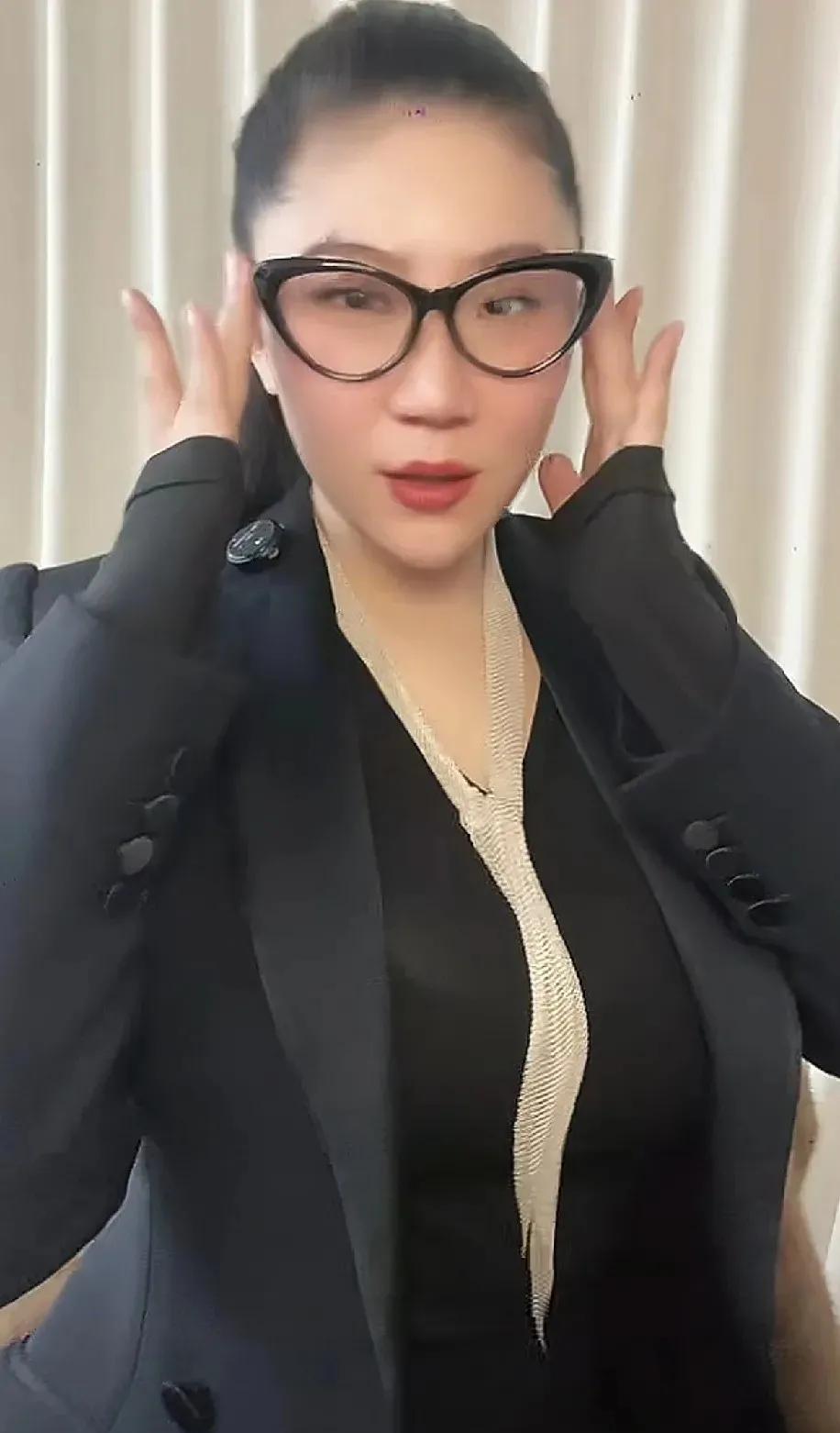 八十二岁分手，他没说儿女一句不是，一个人把锅全背了。面对镜头，他斩钉截铁：是我