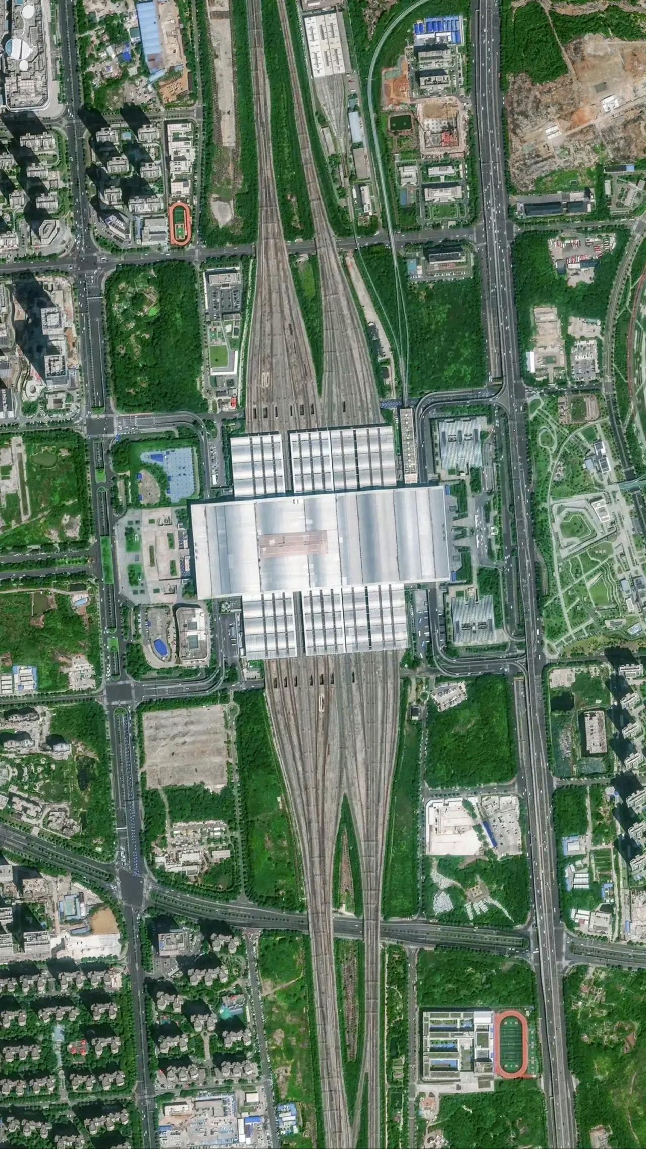卫星视角下的高铁站！你能认出来几个