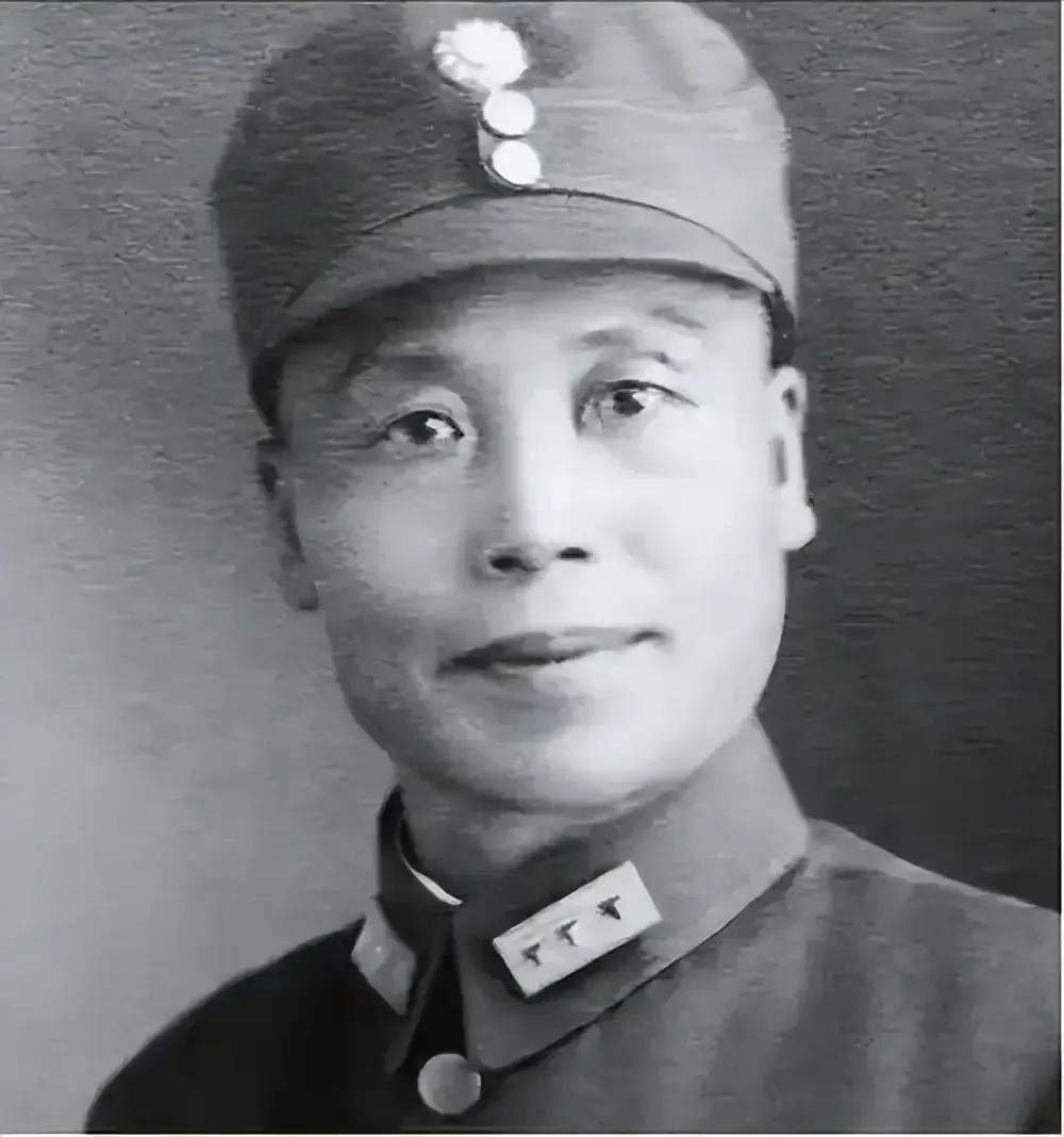 李宗仁晚年说出惊人内幕：红军万里长征为什么能冲出围堵成功撤退？19
