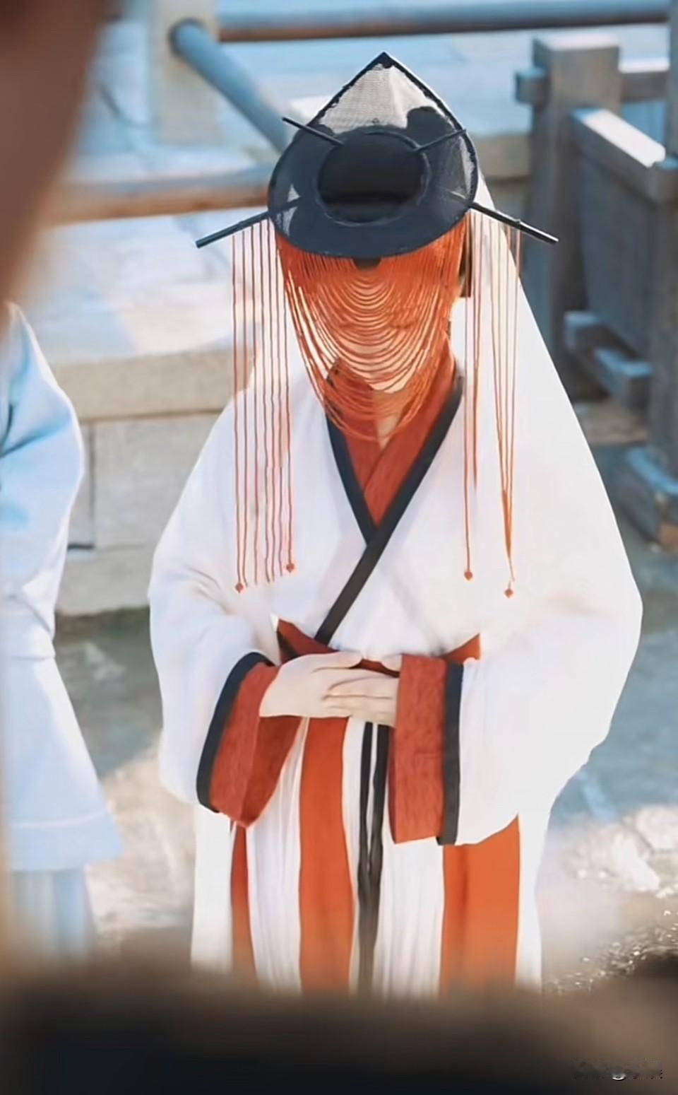 内娱多少年没出现这个造型了这个演员之前演的民国剧造型都超美的那时候她只拍