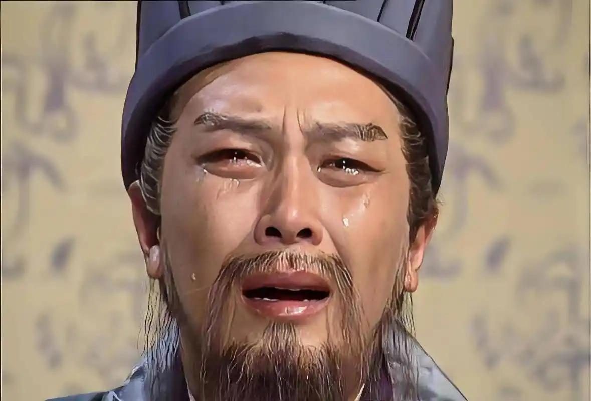 我发现个怪事，三国时期的所有谋士，都比不上诸葛亮的眼光。郭嘉算无遗策，却没料到自