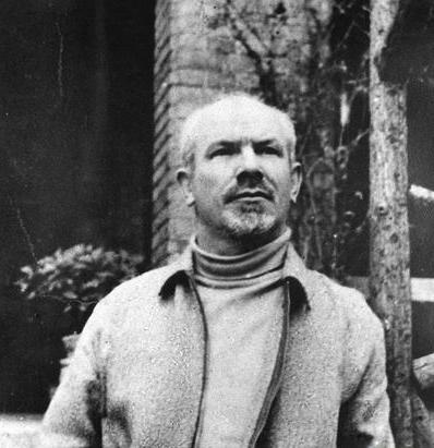 1939年白求恩临终前，向聂元帅提出要求：请给我的离婚妻子拨一笔钱。  在