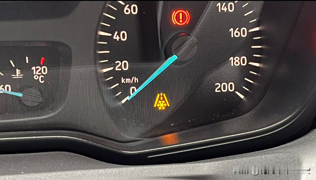 这是什么梗？怎么网络上都在说现在穷人才买BBA?我看了一下身边的朋友高收