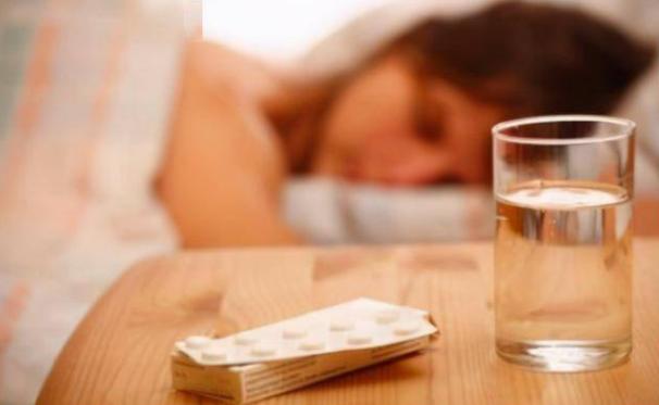 褪黑素不是“睡眠神药”，它更像人体的夜间信号灯人的一生大约有1/3在睡眠中度过