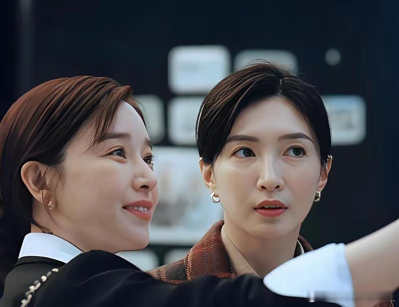 果然还是男人最懂男人我问朋友为什么《夜色正浓》里佟大为有那么好的一个老婆还要去找