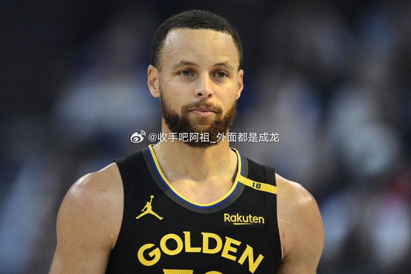 NBA常规赛继续进行，勇士主场134-117战胜爵士。本场比赛，库明加因为膝伤问
