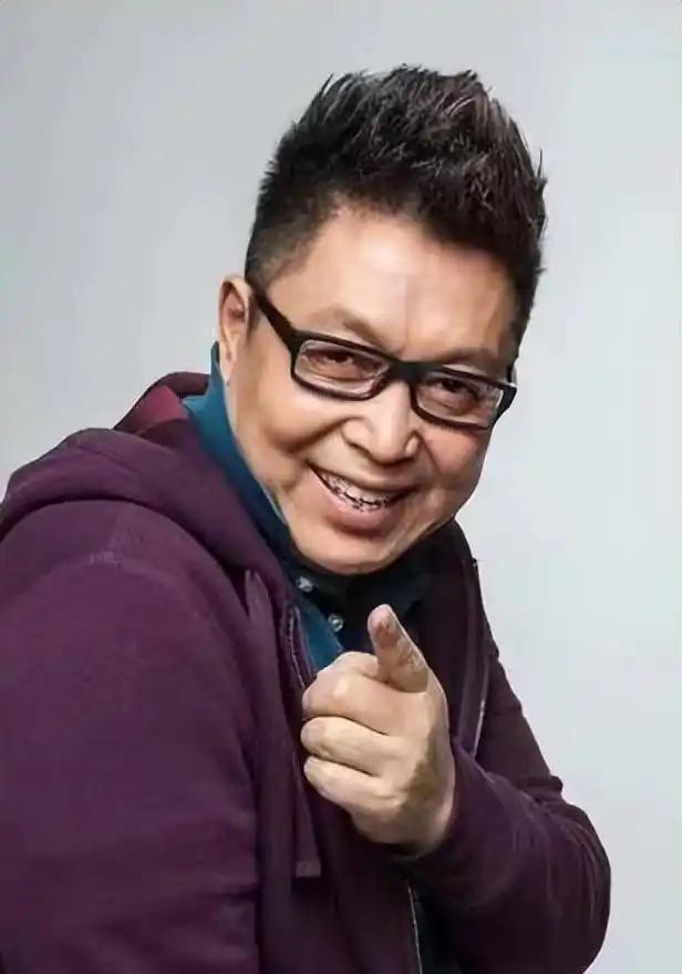 2004年，和“小香玉”离婚后，王为念一直单身，61岁时，有个富婆倒追他：“我有