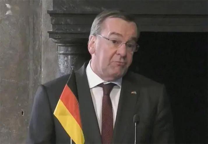 第一次世界大战是德国发动的，德国失败了。第二次世界大战是德国、日本、意大利发动的