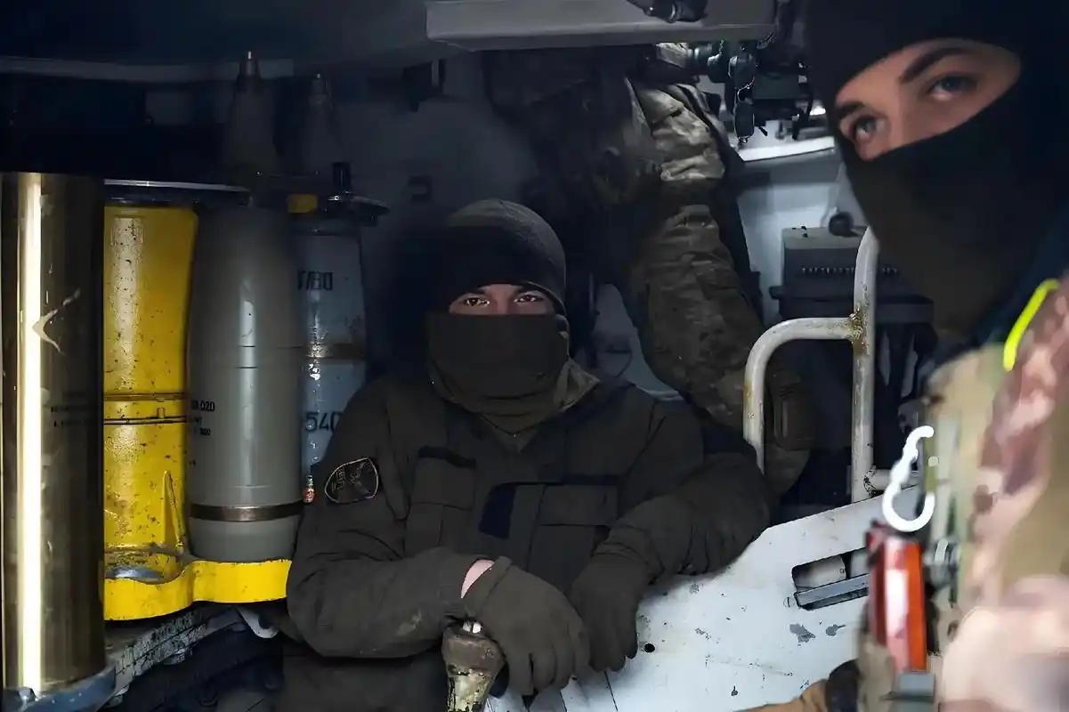 突发！伊朗抓获美国雇佣兵，战场薪资曝光！伊朗宣布一举破获3个为