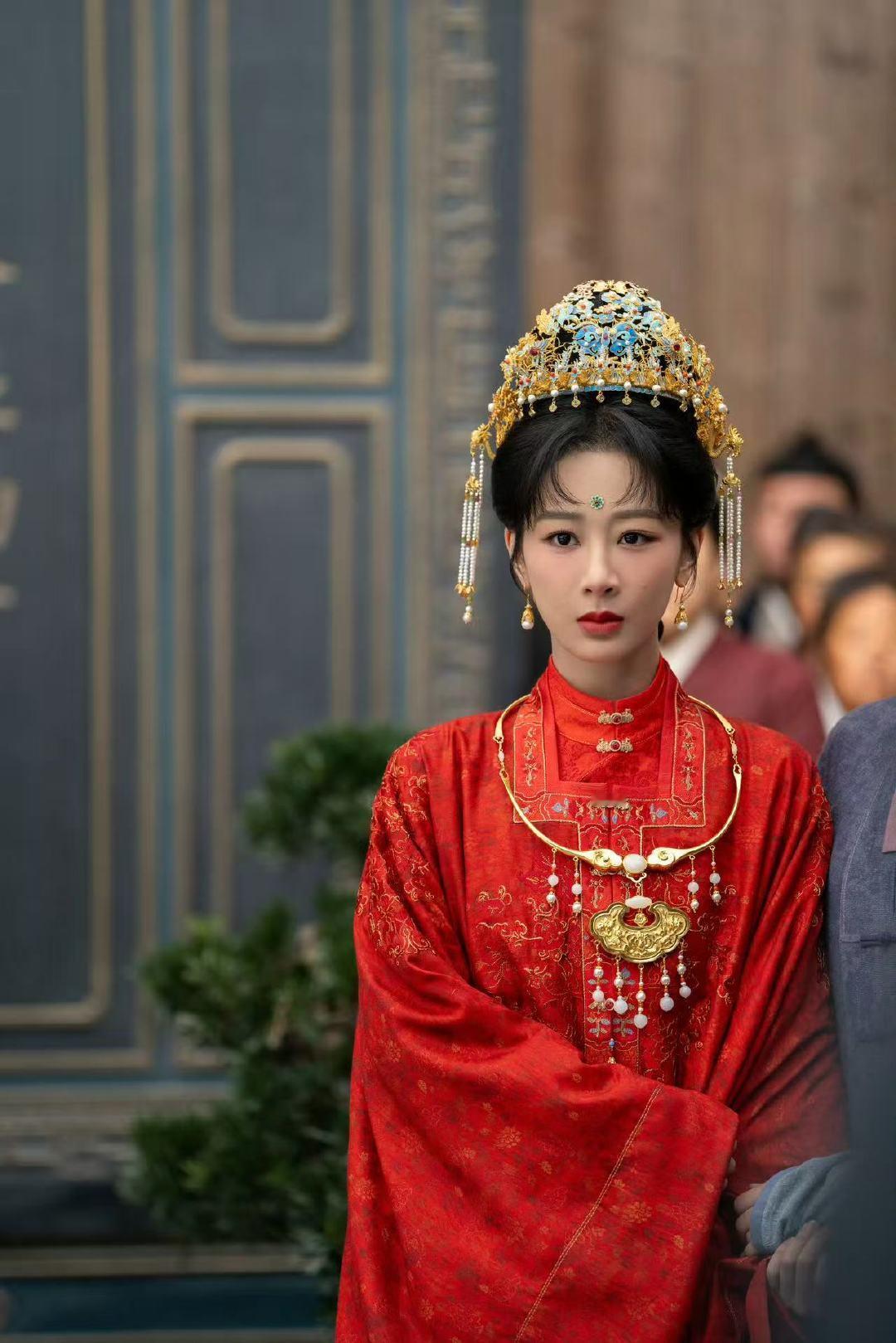 杨紫给粉丝逆应援餐车杨紫逆应援餐车哇！！！杨紫给粉丝逆应援餐车～紫姐真的好好哇