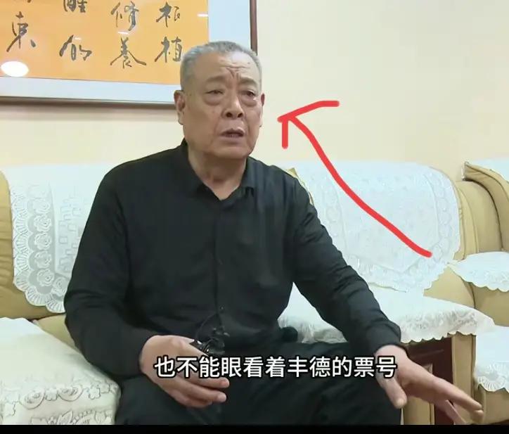 我问我做医生的朋友你说张治中为啥才70岁就离开了没想到他却说，张治中离开