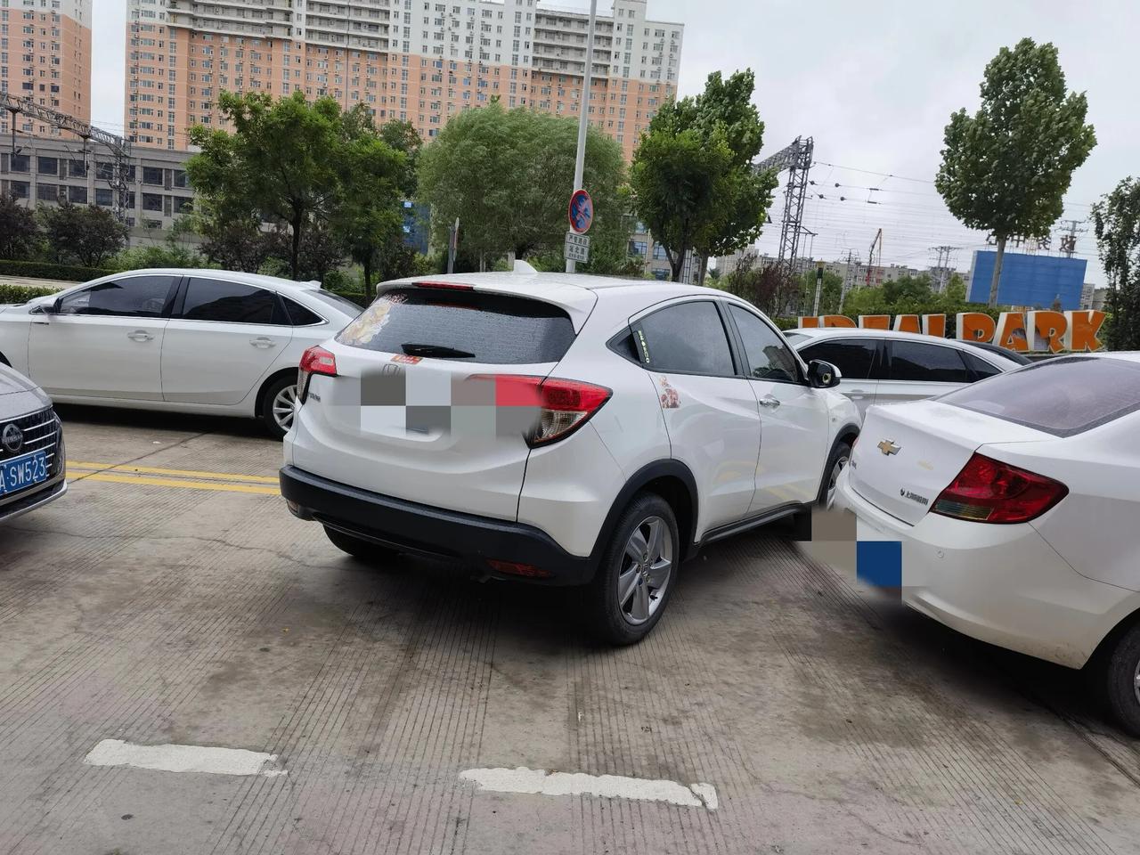 话说，那个提出女乘客可以选择女司机的人是个天才深夜，网约车上的对话娇滴滴乘客
