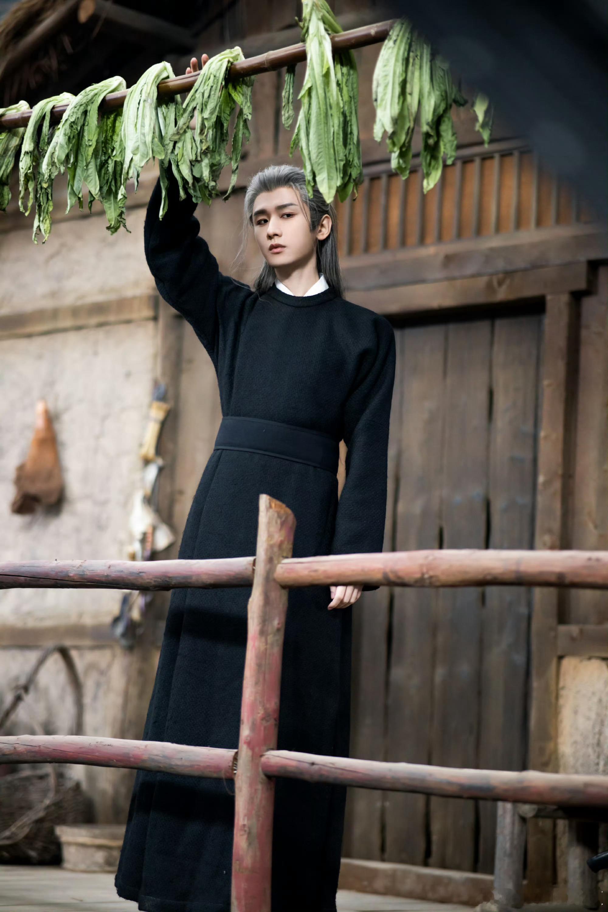 谢淮安就俩老师还都对着干血色棋局终至收官！谢淮安步步为营，迎来与虎贲首领的最