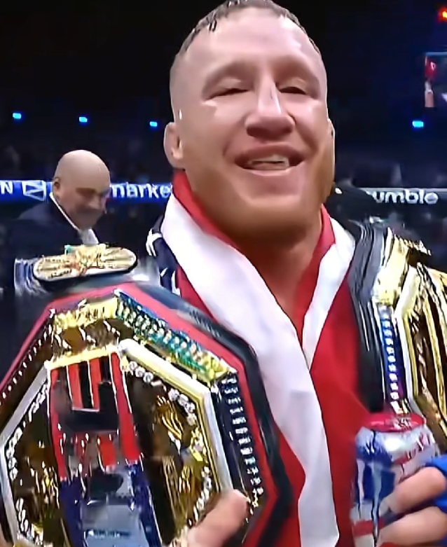 UFC白宫战终于落下帷幕“石拳”佩雷拉还适应不了大体重，在第二回合就没有体能储