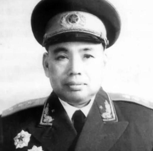 1938年，许世友找刘伯承报到，刘伯承给他安排了一个副旅长的职务，曾当过军长的许