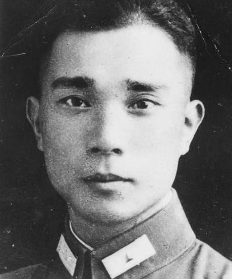 1949年，李默庵来到程潜家，说：“听说程主任要走起义之路，以救湖南？”程潜听罢