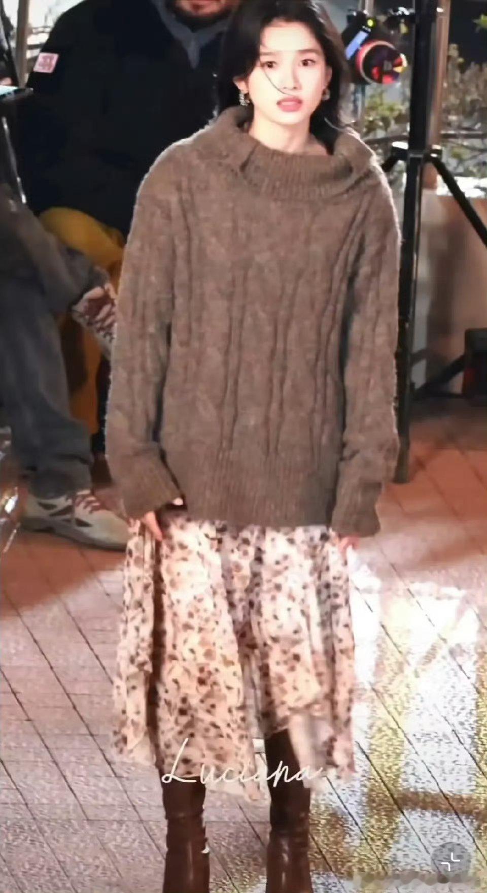 张婧仪真是天生电影脸好坚毅的眼神，破碎感