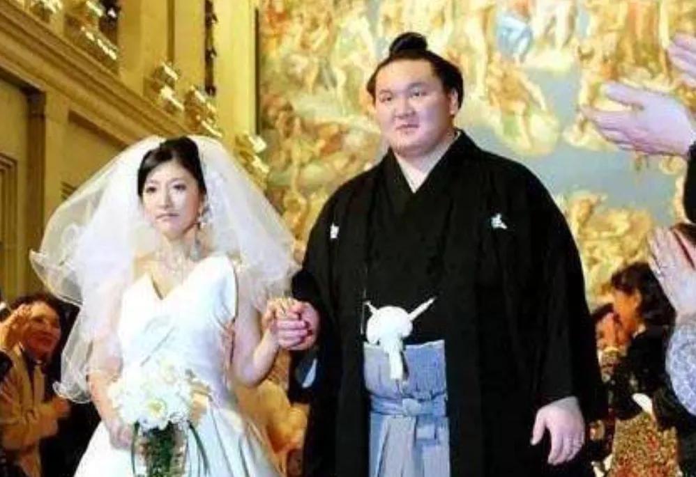 手握2500亿家产的丰田集团太子爷，大胆打破家族四代联姻铁律，震惊整个日本商界。