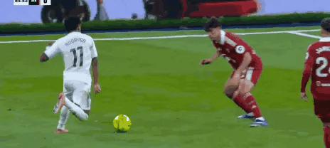 罗德里戈每场都得整活，不要个点球，好像心理不舒服。该说不说，这确实防不住，皇马