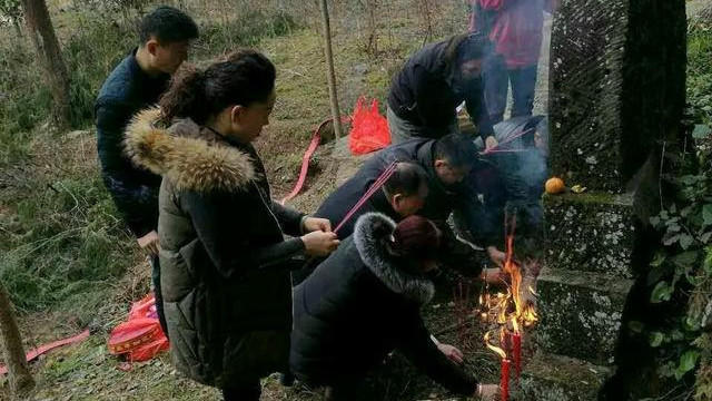 俗话说: 上坟现三象, 子孙后代旺, 三象指什么?