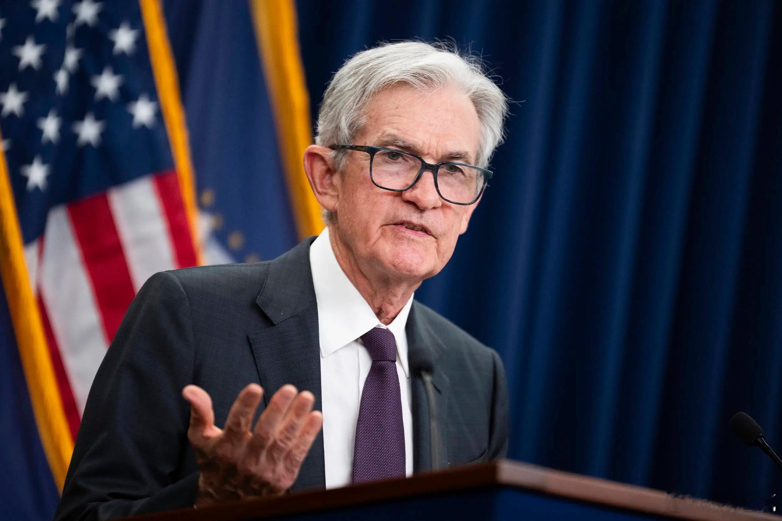 据CME“美联储观察”，截至北京时间11月27日6点30分，美联储12月降息25