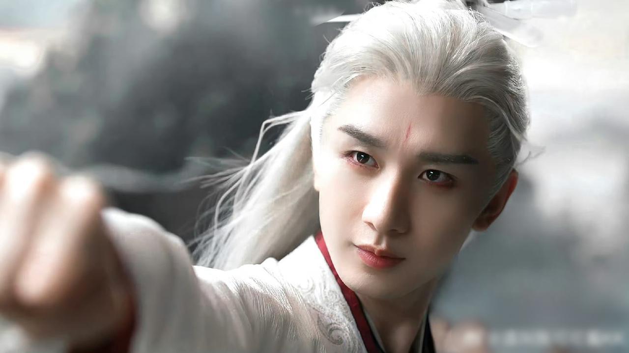 成毅赴山海第三季度热度登顶!有没有一种可能，成毅这是把“冷档期”直接盘活了？