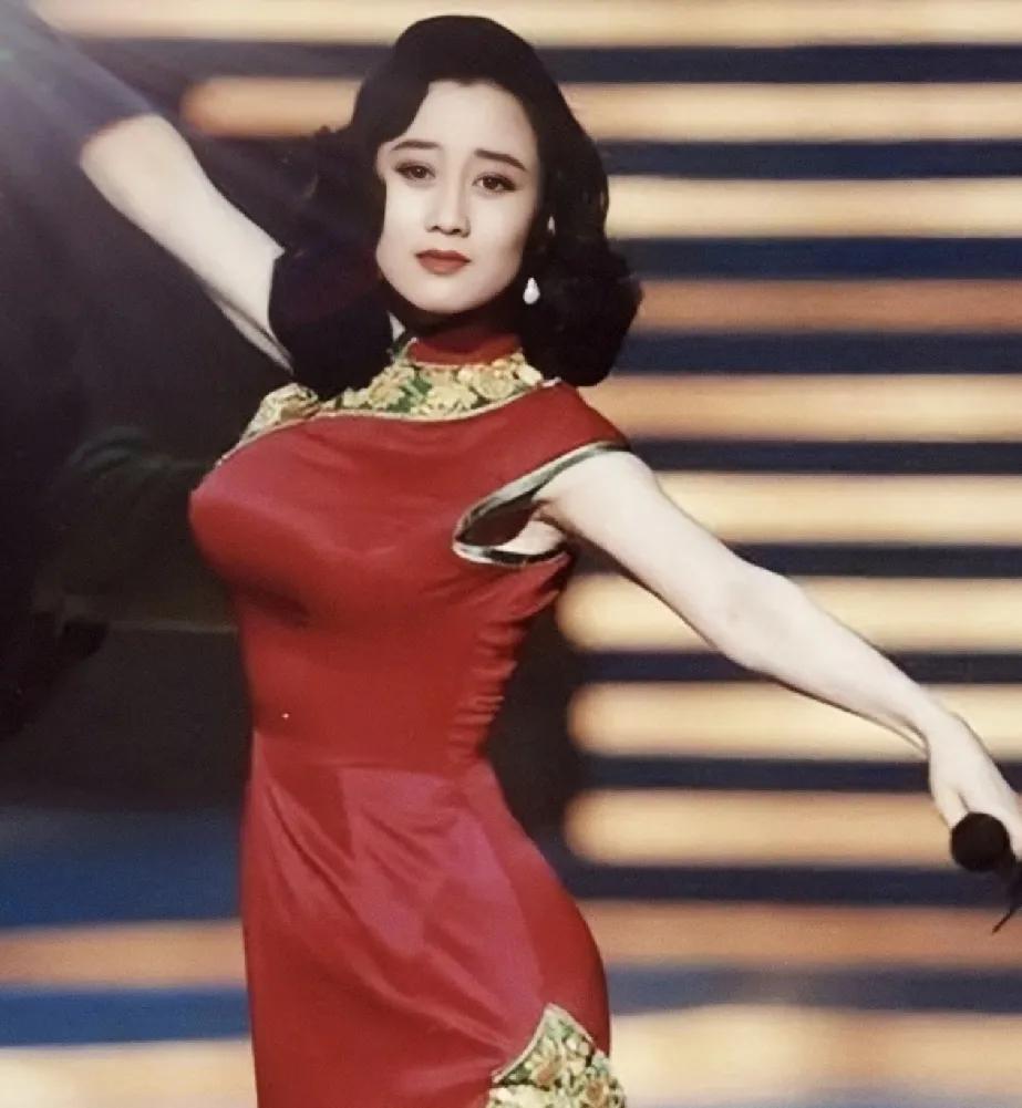 男人们，别虚伪，如果你是李连杰，你也会选她！