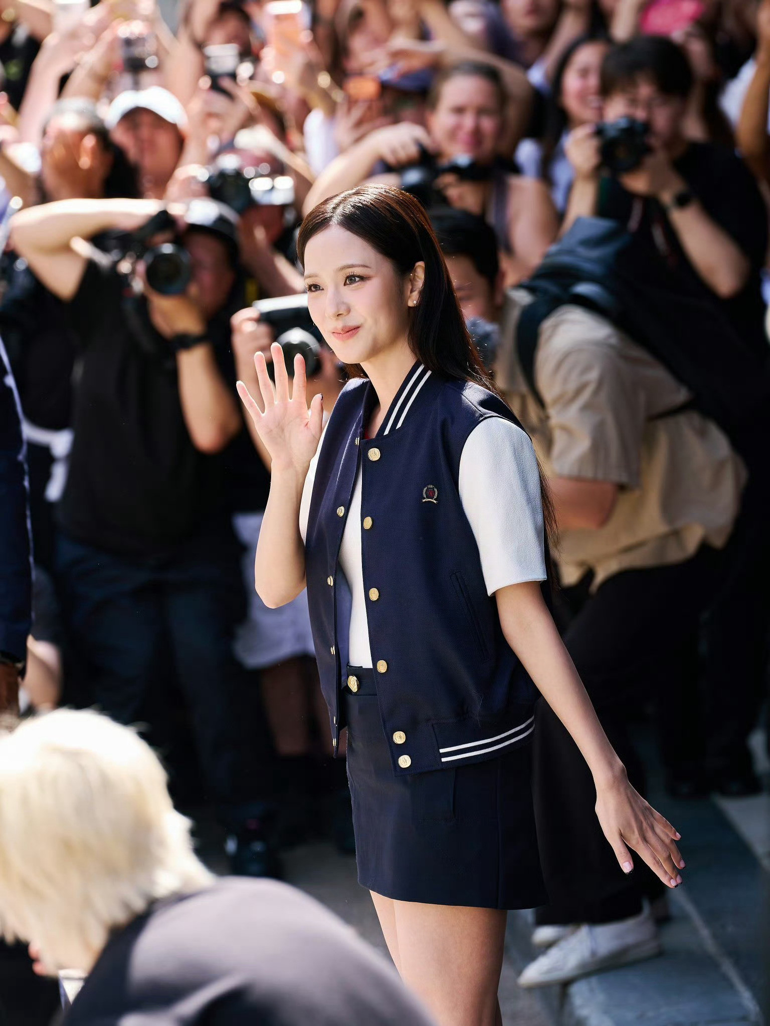 金智秀JisooxTOMMYHILFIGERS/S2027Sho