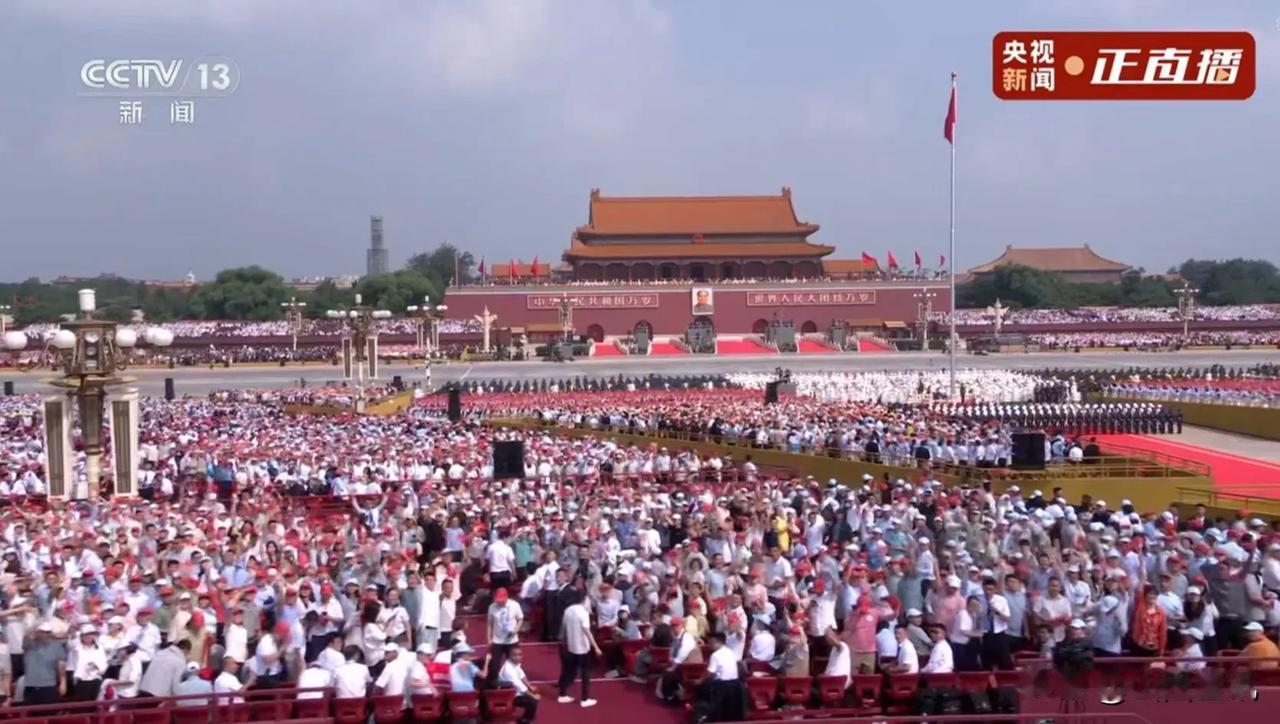 昔日受尽欺凌，今朝祖国威武！80年前抗日战争的胜利，结束了法西斯的血腥暴力。20