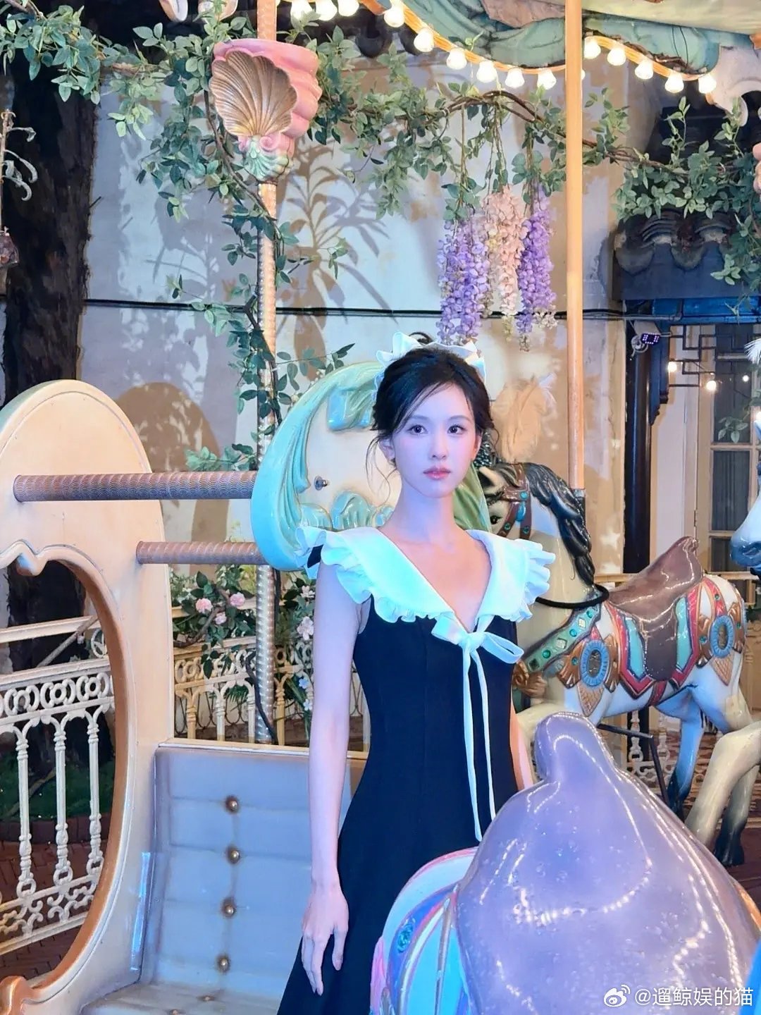 从上次巴黎时装周那次开始就如同打开了任督二脉，每次出现都美的好伟大