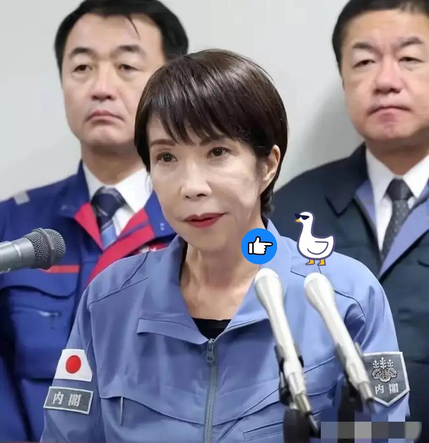 日本偷偷买俄油，5月2日，一艘满载俄罗斯原油的油轮抵达日本港口。日本经济产业省