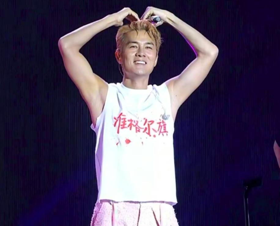 吴克群才是真明白人！当年“拒绝”何超莲，哪是不懂爱啊，简直是把人生主