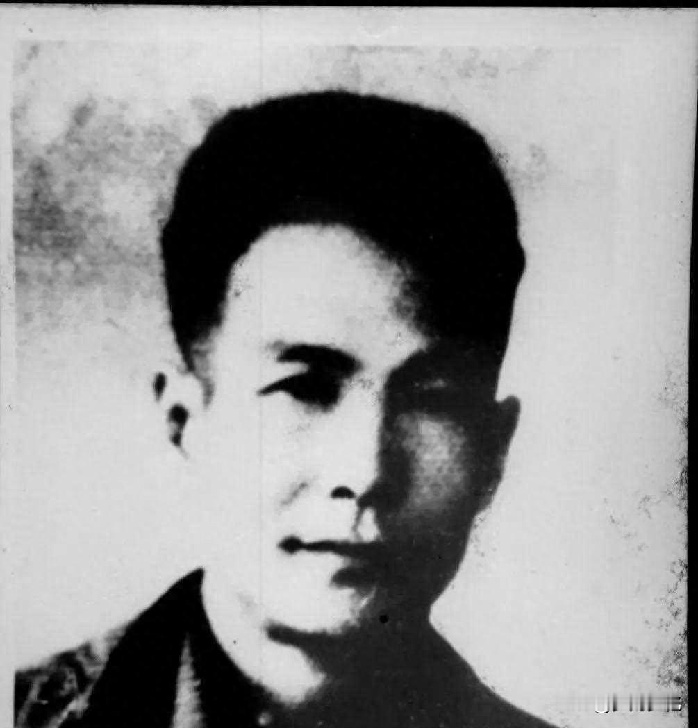 1948年狱中惊魂！女犯摔倒递出纸团，狱医的选择改变一群人命运1948年，