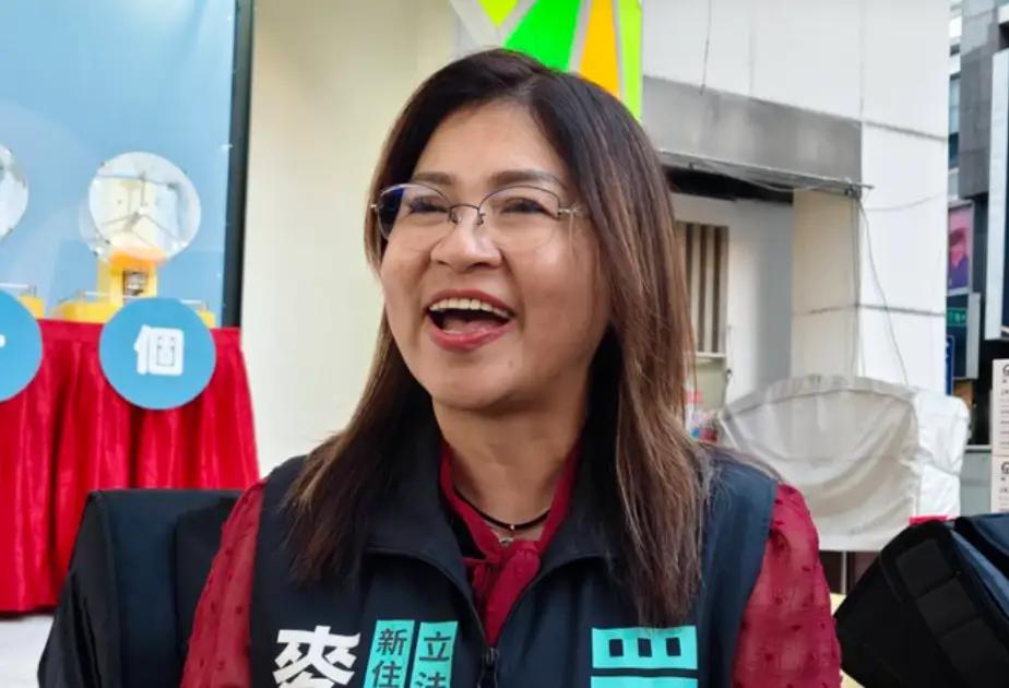 民众党前不分区“立委”麦玉珍表示，如果有机会就希望代表民众党参选台中市长，在不同