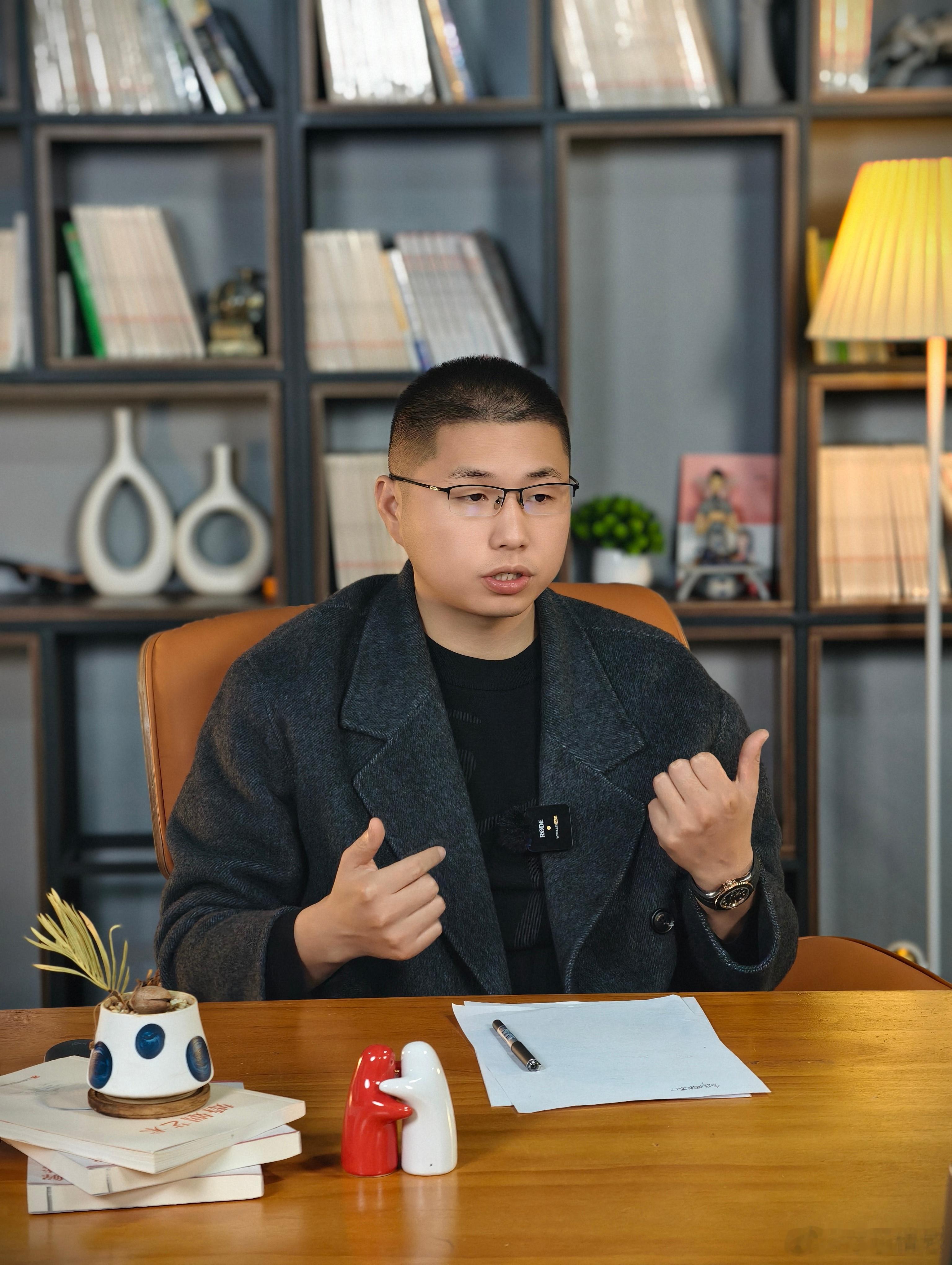 做个“心狠”的女人，人生反而更顺了我常说“嘴要甜、心要狠”。为什么强调“心狠”？