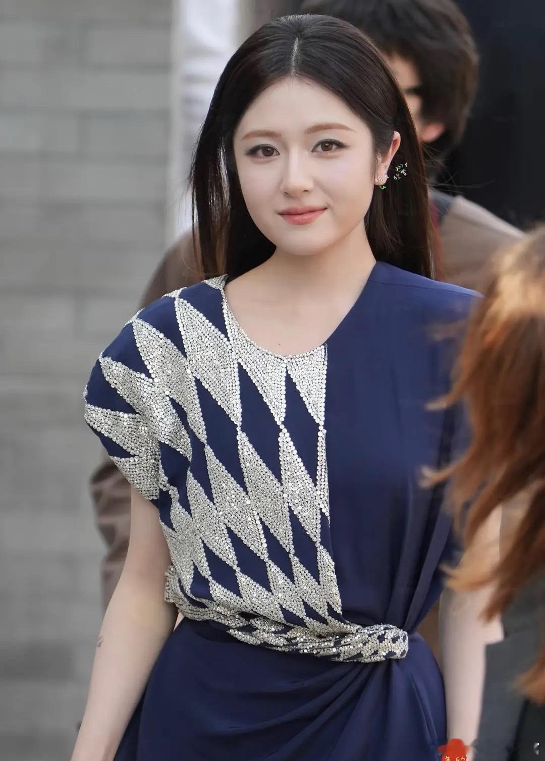 没有人觉得李兰迪这样很国泰民安脸吗